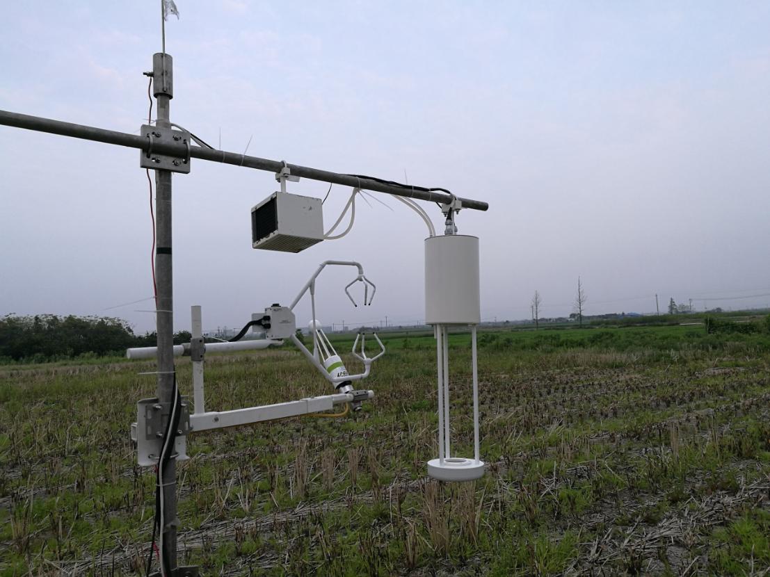 HT-8700 atmospheric ammonia analyzer deployed in the rice field